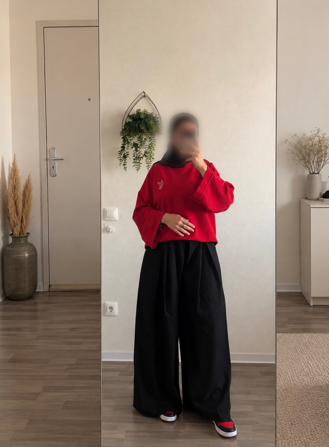 Pantalon Amaya couleur noir de la marque Imraa